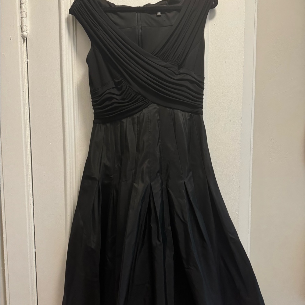 Elegant Black Evening Dress